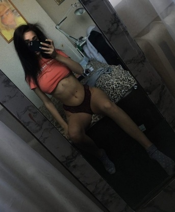 Анкета проститутки Каринка - Фото, г. Куяново, 20 лет, №11459